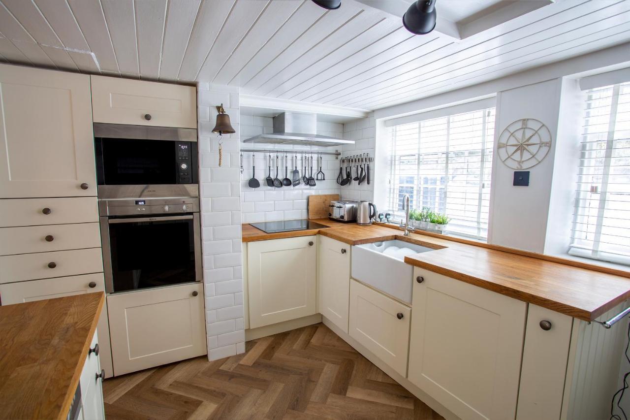Whitby Boutique - Mast Cottage Eksteriør billede